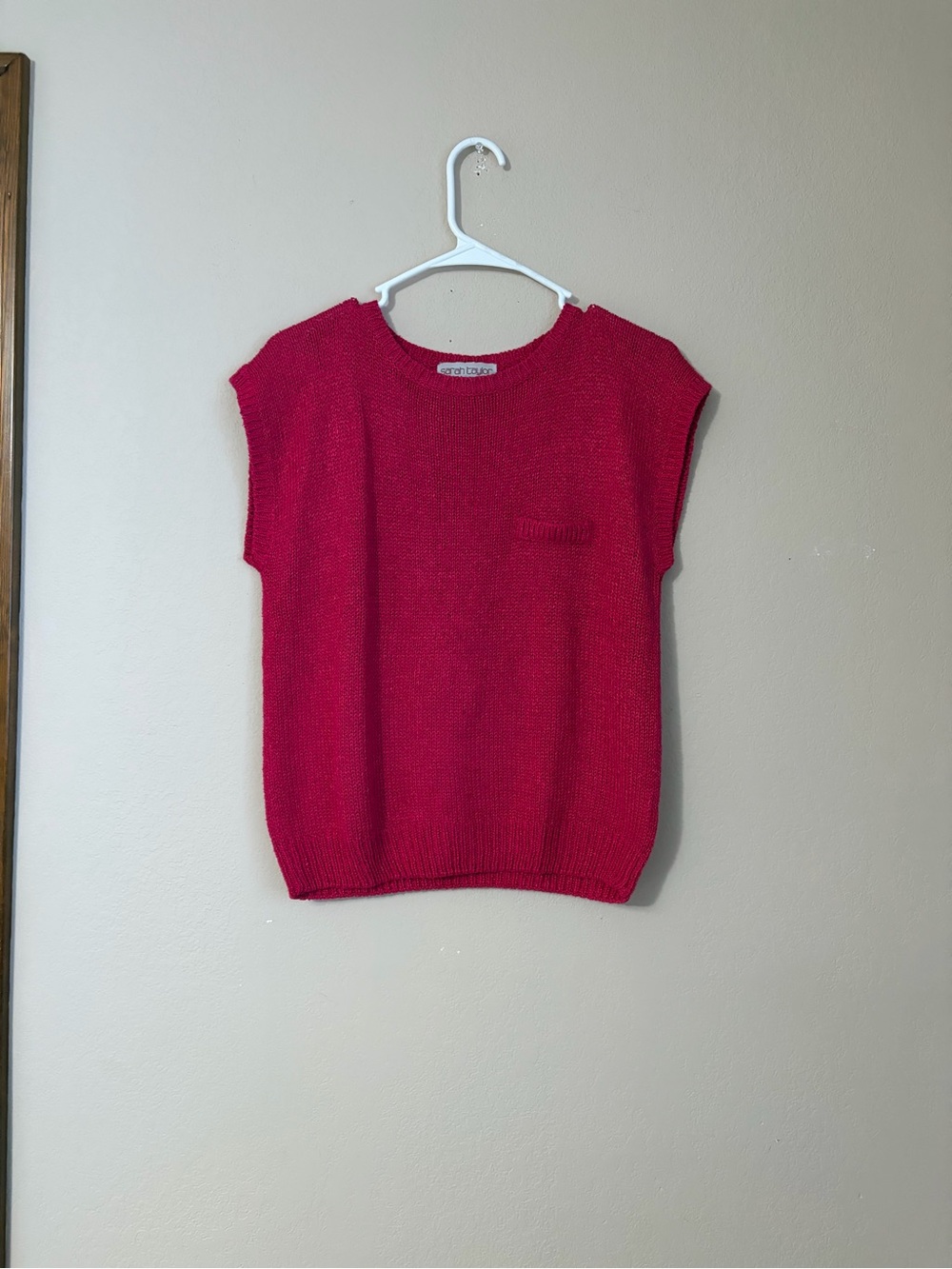 Sarah Taylor Vintage 65% Silk Knit Sleeveless Sweater Vest Top Pink Medium